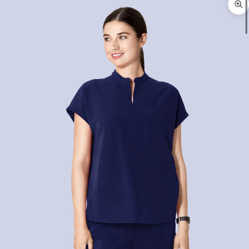 NWT Mandala Dolman Scrub Top